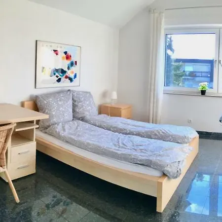 Bredeneyer Strasse 66A Appartement Essen Buitenkant foto
